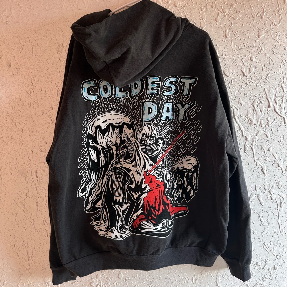 Warren Lotus Coldest Day Edition sweatshirt, XL, great condition, worn once.